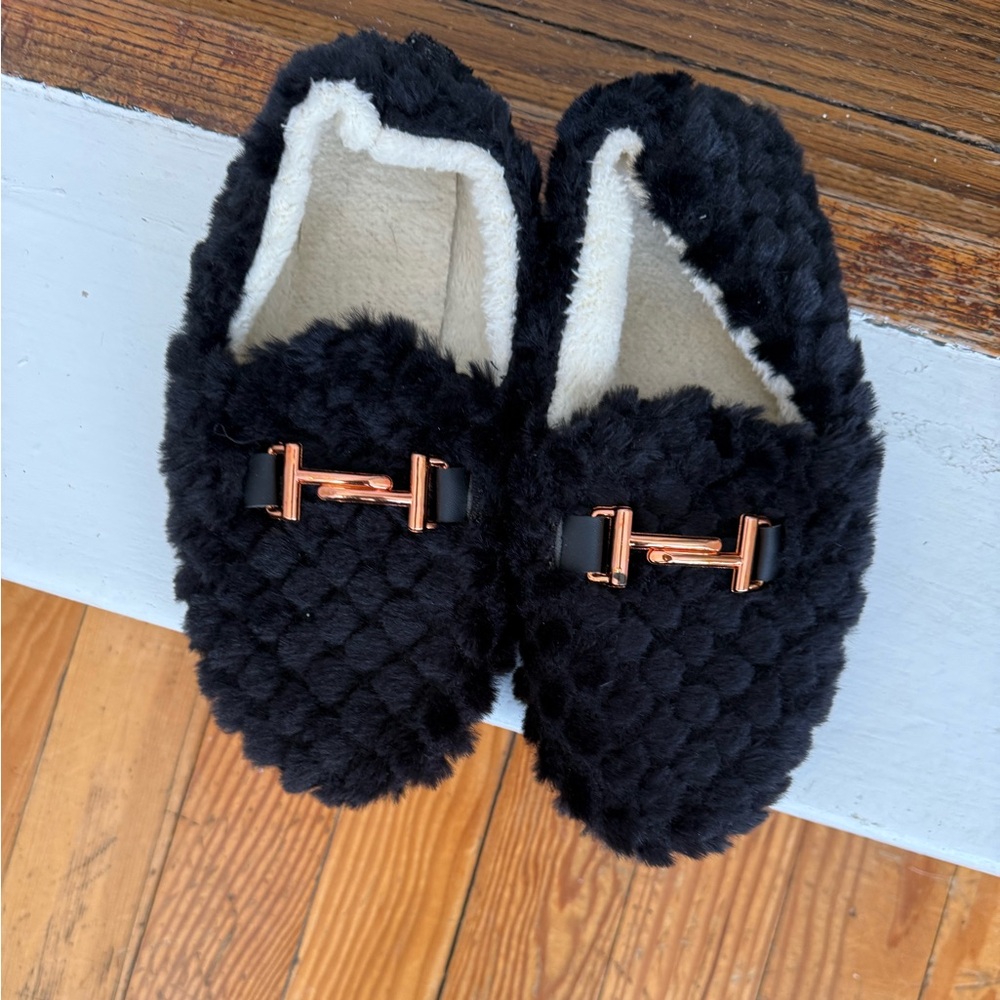 Cozy Black Fuzzy Loafers with Gold Accent